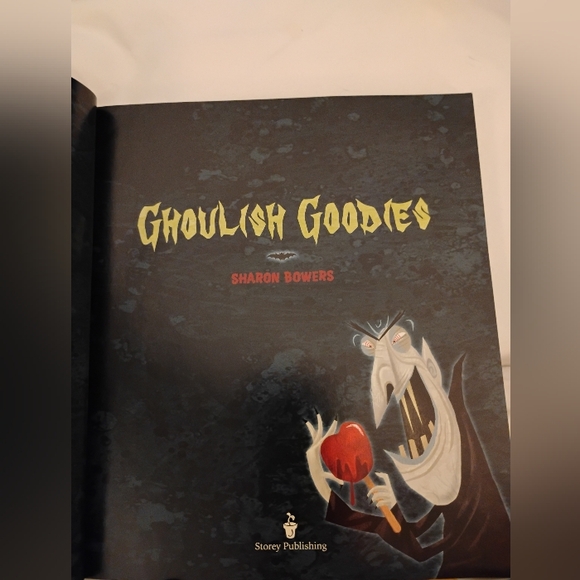 "Ghoulish Goodies"- a frightful Halloween cookbook - Picture 4 of 10